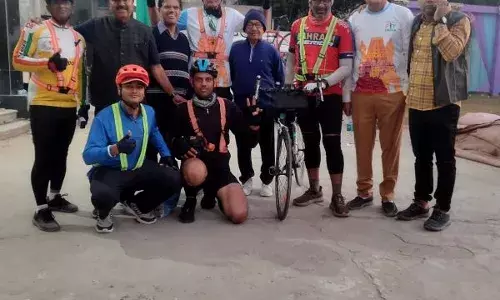 कश्मीर से कन्याकुमारी साइकिल रैली का भीलवाड़ा में हुआ स्वागत कश्मीर से कन्याकुमारी साइकिल रैली का भीलवाड़ा में हुआ स्वागत