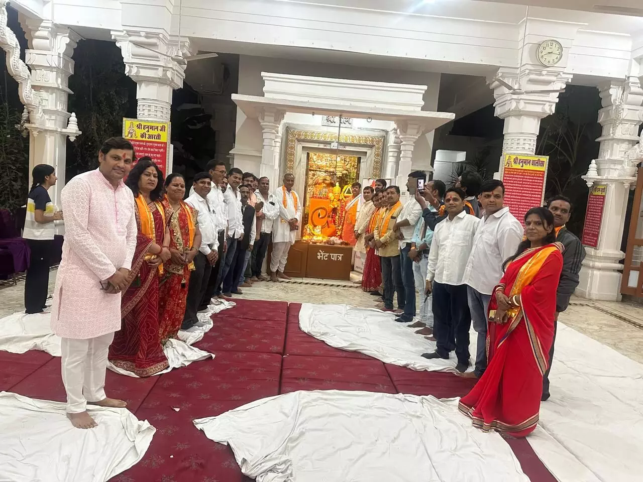 संकट मोचक हनुमान मंदिर में सुंदरकांड और महाआरती सम्पन्न