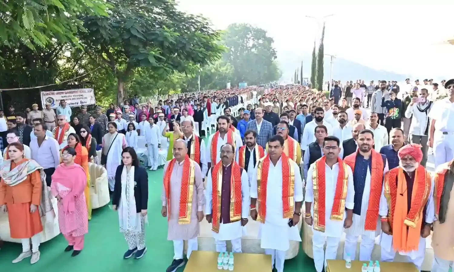 प्रभारी मंत्री मीणा के आतिथ्य में फतहसागर की पाल पर हुआ आयोजन