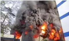 भिवंडी के रंगाई कारखाने में भीषण आग, गनीमत रही कि कोई हताहत नहीं भिवंडी के रंगाई कारखाने में भीषण आग, गनीमत रही कि कोई हताहत नहीं