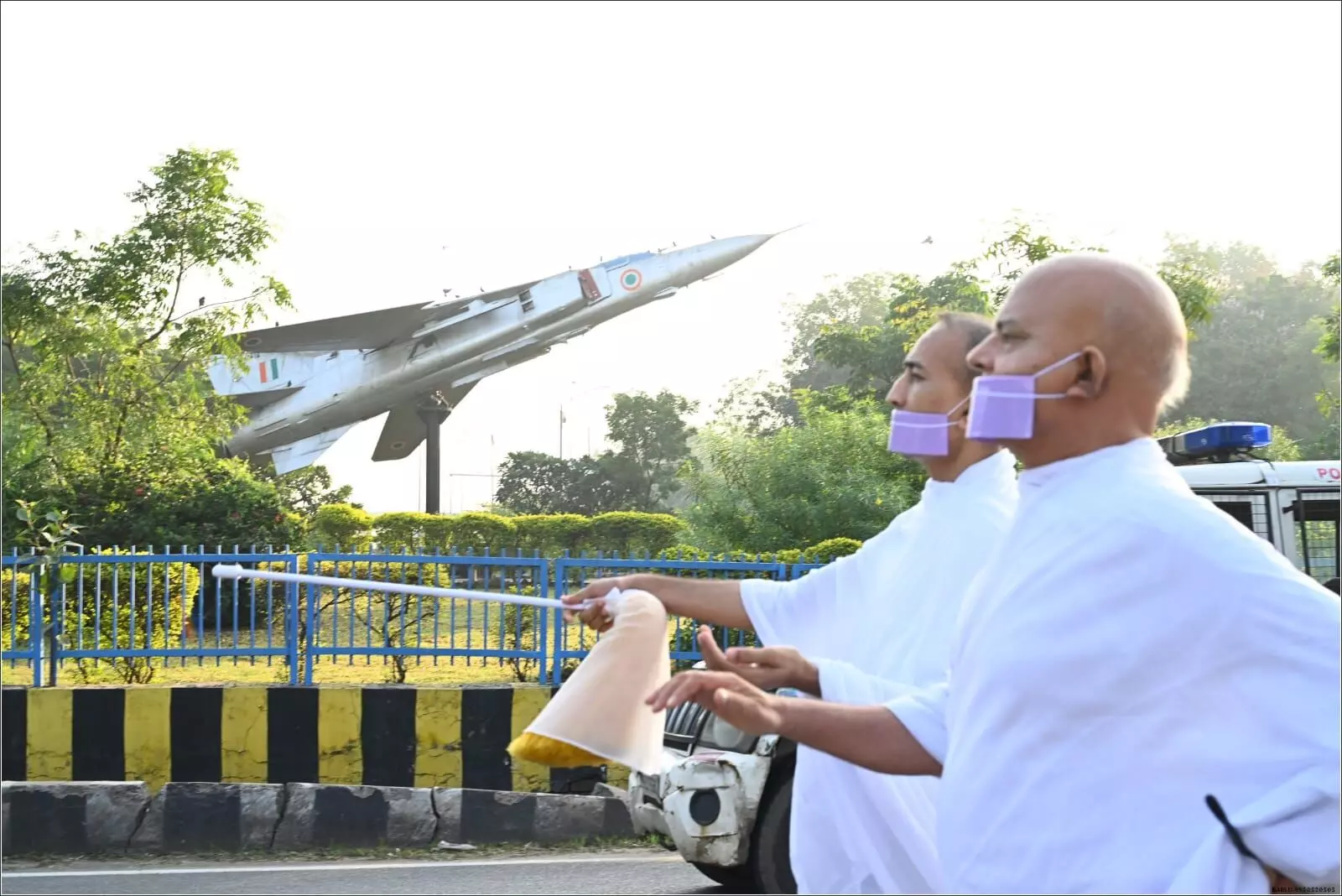 मानसिक रोग से हम जब ही बच पाएंगे कि हमारे विचारों में पूर्ण रूप से सकारात्मकता हो : आचार्य महाश्रमण मानसिक रोग से हम जब ही बच पाएंगे कि हमारे विचारों में पूर्ण रूप से सकारात्मकता हो : आचार्य महाश्रमण