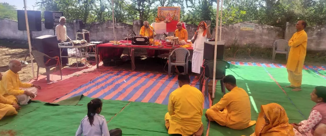 रायपुर में गायत्री चेतना केंद्र का भूमि पूजन किया भामाशाह ने चेतना केंद्र के लिए 40 लाख की जमीन दान दी