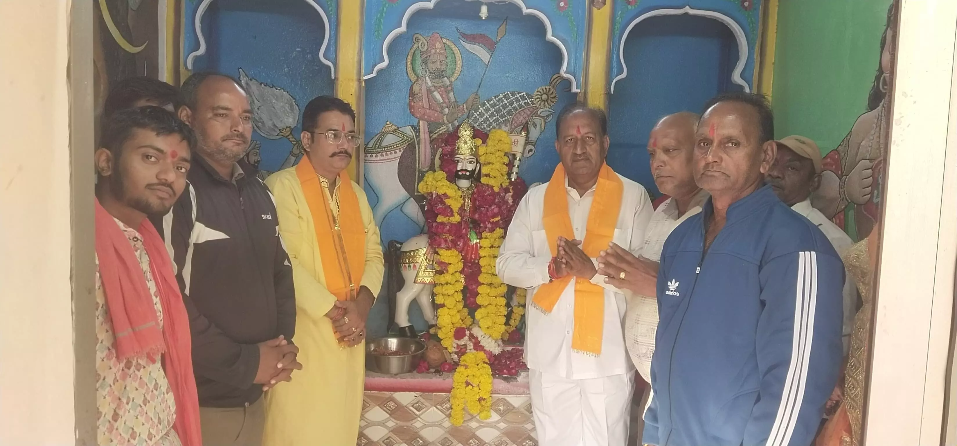 श्री बाबा रामदेवजी मूर्ति स्थापना समारोह श्रद्धा और उत्साह के साथ संपन्न श्री बाबा रामदेवजी मूर्ति स्थापना समारोह श्रद्धा और उत्साह के साथ संपन्न