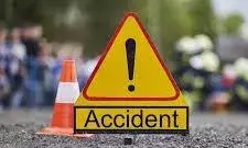 ज्चार भरी ट्रैक्टर-ट्रॉली की चपेट में आने से प्रौढ़ की मौत