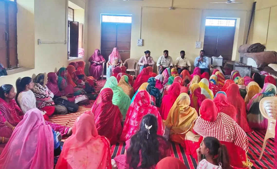 जनजाति गौरव वर्ष अंतर्गत राजीविका द्वारा जागरूकता शिविर आयोजित