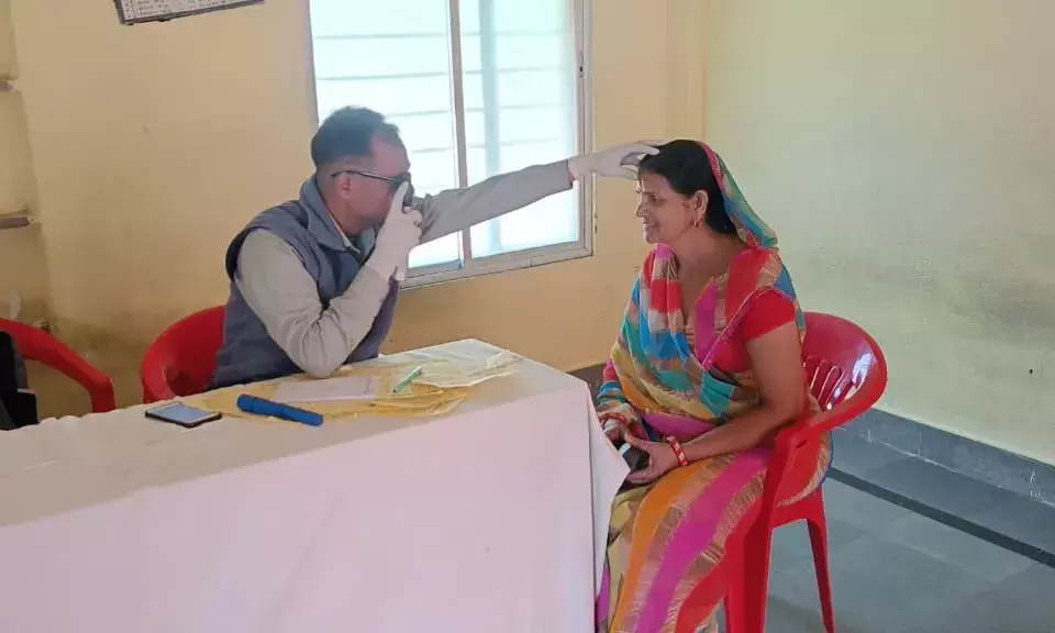 बरूंदनी में निशुल्क नेत्र में 65 मरीजों का ऑपरेशन के लिए चयन