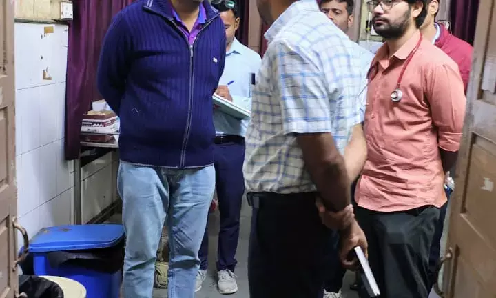 सामुदायिक स्वास्थ्य केंद्र आसींद का निरीक्षण, व्यवस्थाएं सुधारने के निर्देश