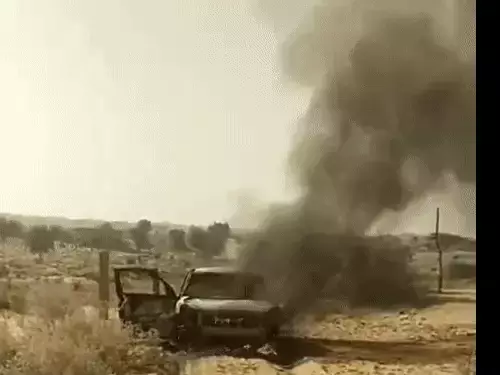 डोडा पोस्त तस्कर ने पुलिस नाकाबंदी तोड़कर लगाई कार में आग, बीकानेर में ड्रामा जैसा मामला