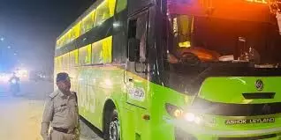 अब परिवहन विभाग एक्शन में — सैकड़ों वाहनों पर चालान, कई बसें जब्त