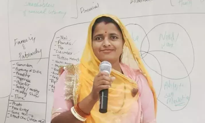 मण्डावर की सरपंच चौहान ने मुंबई में बढ़ाया राजस्थान का गौरव