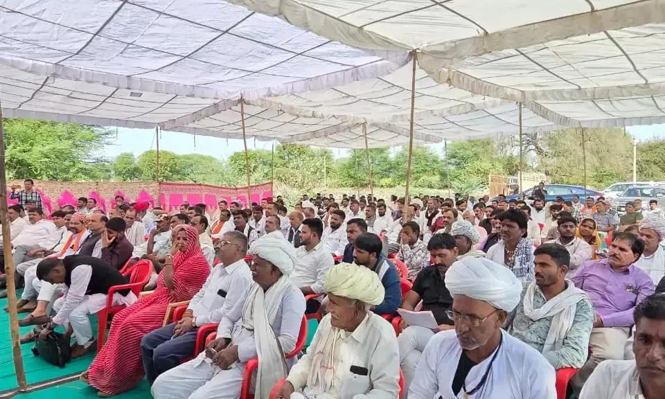 मांडल विधानसभा में मतदाता पुनरीक्षण और बूथ कार्यकर्ताओं की कार्यशाला सम्पन्न मांडल विधानसभा में मतदाता पुनरीक्षण और बूथ कार्यकर्ताओं की कार्यशाला सम्पन्न