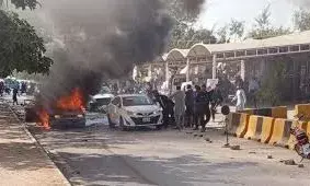 इस्लामाबाद में आत्मघाती धमाका, 12 की मौत और 36 घायल; भारत और अफगानिस्तान को लेकर पाकिस्तान में बयानबाजी तेज