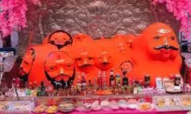 भैरव अष्टमी: 1500 प्रकार का भोग, 20 तरह की शराब और 64 चॉकलेट अर्पित भैरव अष्टमी: 1500 प्रकार का भोग, 20 तरह की शराब और 64 चॉकलेट अर्पित