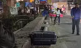 दिल्ली धमाके के बाद, अजमेर  पुलिया पर मिला संदिग्ध सूटकेस ,लोगों में सनसनी. खाली निकला