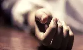 भरतपुर में युवक का पेड़ पर लटका मिला शव, इलाके में सनसनी