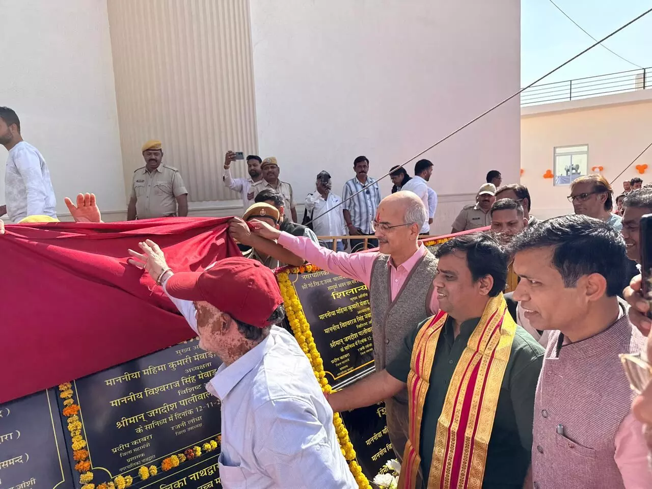 विकास कार्यों को समयबद्ध पूरा करने को लेकर हम प्रतिबद्ध :विधायक मेवाड़