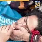 अचानक तबीयत बिगड़ने से बागेश्वर धाम के प्रमुख धीरेंद्र शास्त्री सड़क पर ही लेट गए