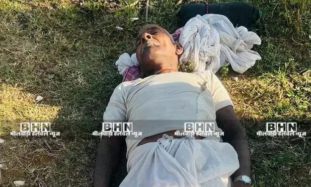 हवाईपट्टी के जंगल में चरवाहे की संदिग्ध मौत  हाथ बंधे मिले, शरीर पर नहीं चोट के निशान; परिजनों ने जताई हत्या की आशंका