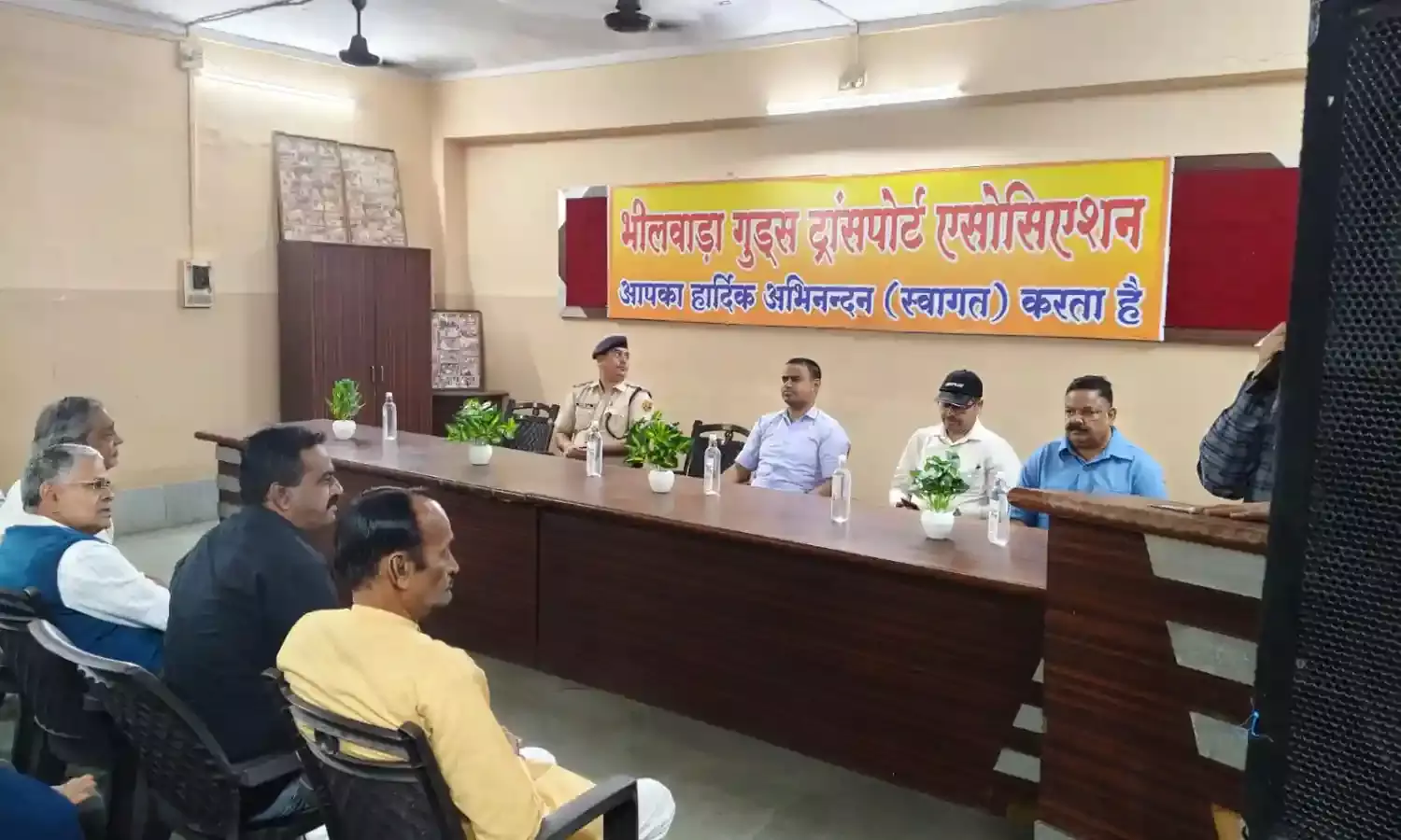 भीलवाड़ा में सड़क सुरक्षा के लिए  राष्ट्रीय राजमार्ग 48 पर लागू हुआ लेन ड्राइव सिस्टम, उल्लंघन पर होगी सख्त कार्रवाई