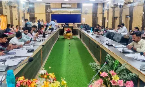 एसआईआर कार्य में तेजी, जिला निर्वाचन अधिकारी ने किया निरीक्षण एसआईआर कार्य में तेजी, जिला निर्वाचन अधिकारी ने किया निरीक्षण