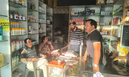 कृषि विभाग की टीम ने किया उर्वरक विक्रेताओं का आकस्मिक निरीक्षण