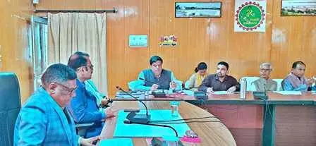 जनकल्याण को प्राथमिकता बनाएं, योजनाओं के लक्ष्य तय समय पर पूरे हों, कोई भी पात्र व्यक्ति न छूटे :कलक्टर जनकल्याण को प्राथमिकता बनाएं, योजनाओं के लक्ष्य तय समय पर पूरे हों, कोई भी पात्र व्यक्ति न छूटे :कलक्टर