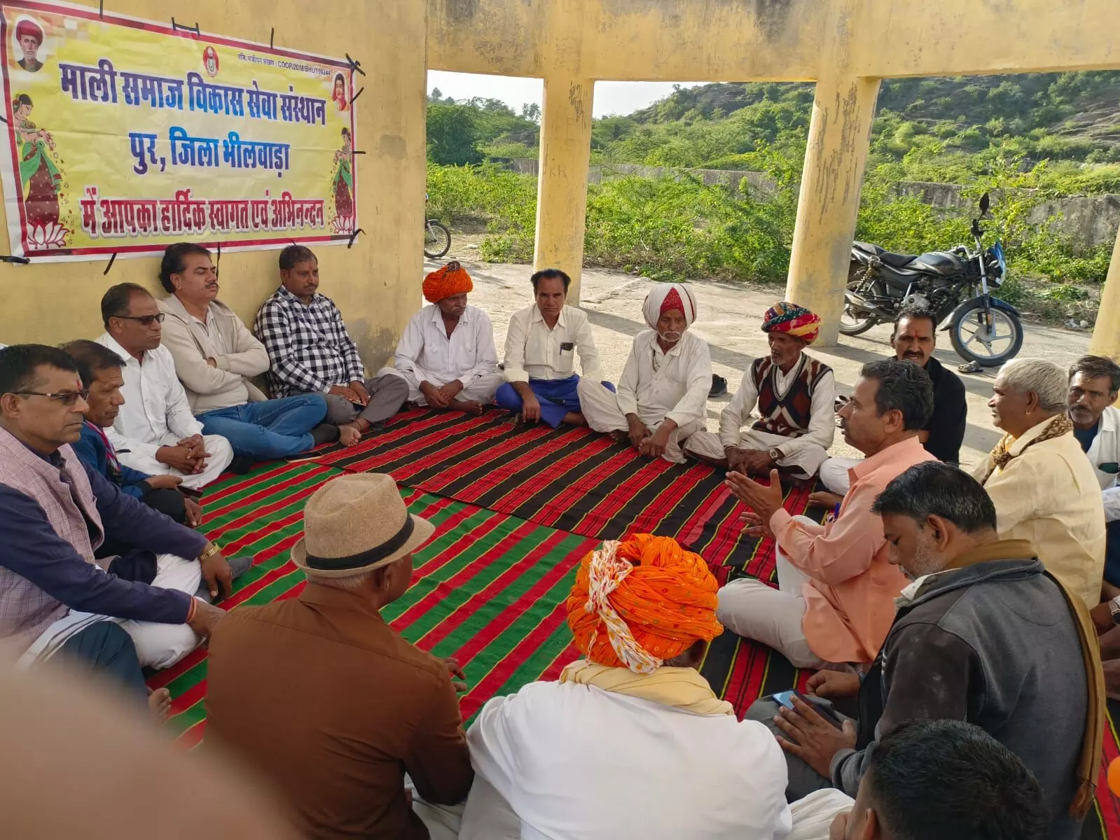 भीलवाड़ा में माली समाज विकास सेवा संस्थान के दीपावली स्नेह मिलन समारोहमें सामूहिक विवाह सम्मेलन पर हुई चर्चा भीलवाड़ा में माली समाज विकास सेवा संस्थान के दीपावली स्नेह मिलन समारोहमें सामूहिक विवाह सम्मेलन पर हुई चर्चा