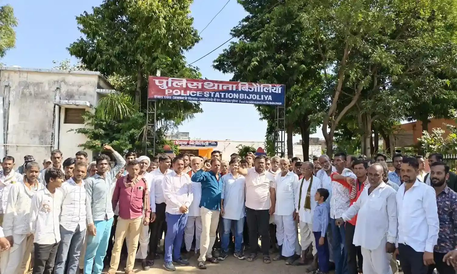 तिलस्वां की देवडूंगरी चारागाह पर अवैध माइनिंग का तांडव! ग्रामीण भड़के, प्रशासन को दी अंतिम चेतावनी