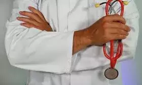 राजस्थान सरकार ने   चिकित्सकों की निजी क्लीनिक पर रोक लगा दी