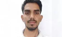 भीलवाड़ा में ग्राम विकास अधिकारी के आत्महत्या करने से राज्य के ग्राम विकास अधिकारियों में रोष भीलवाड़ा में ग्राम विकास अधिकारी के आत्महत्या करने से राज्य के ग्राम विकास अधिकारियों में रोष