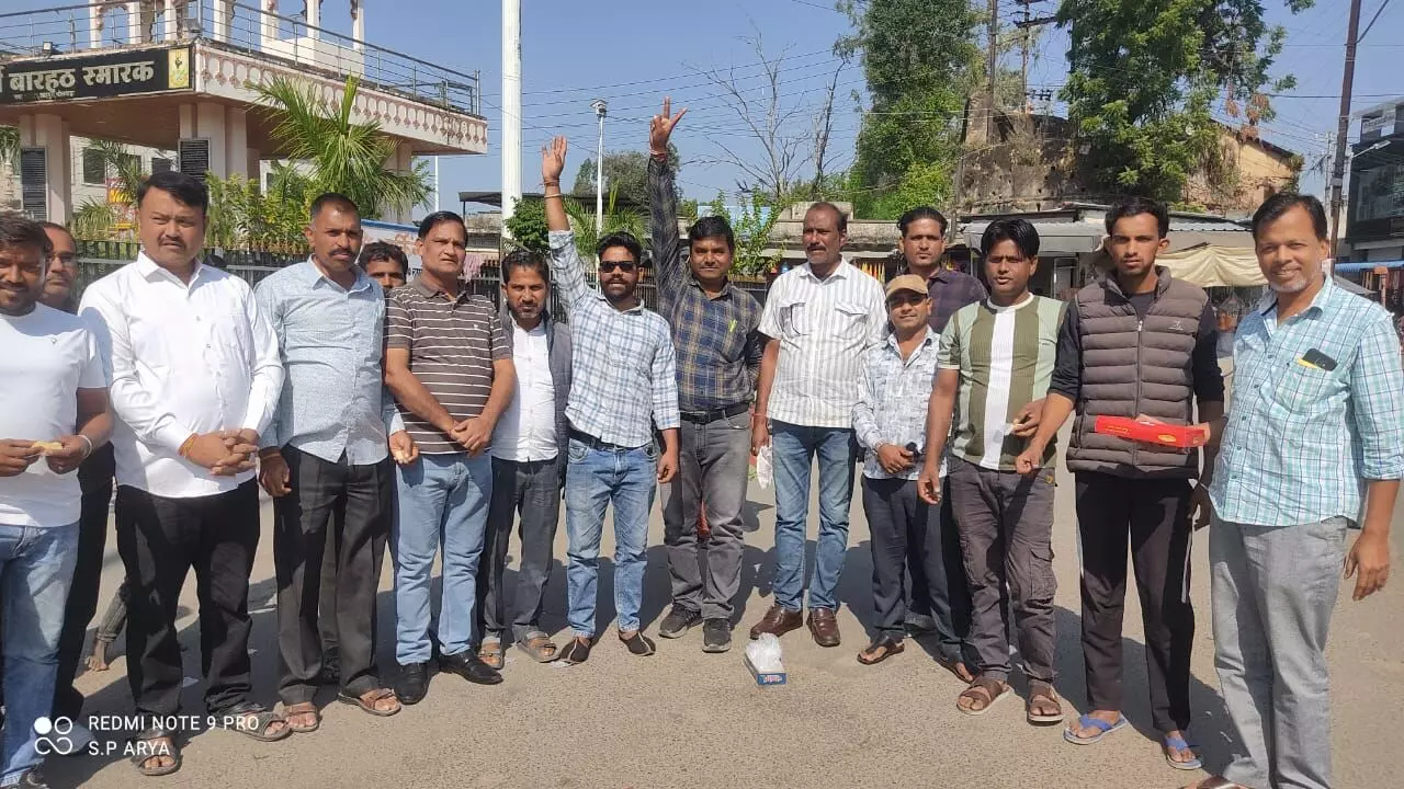 अंता उपचुनाव में शाहपुरा के दामाद की जीत पर शाहपुरा में जश्न, आतिशबाजी से गूंजा शहर