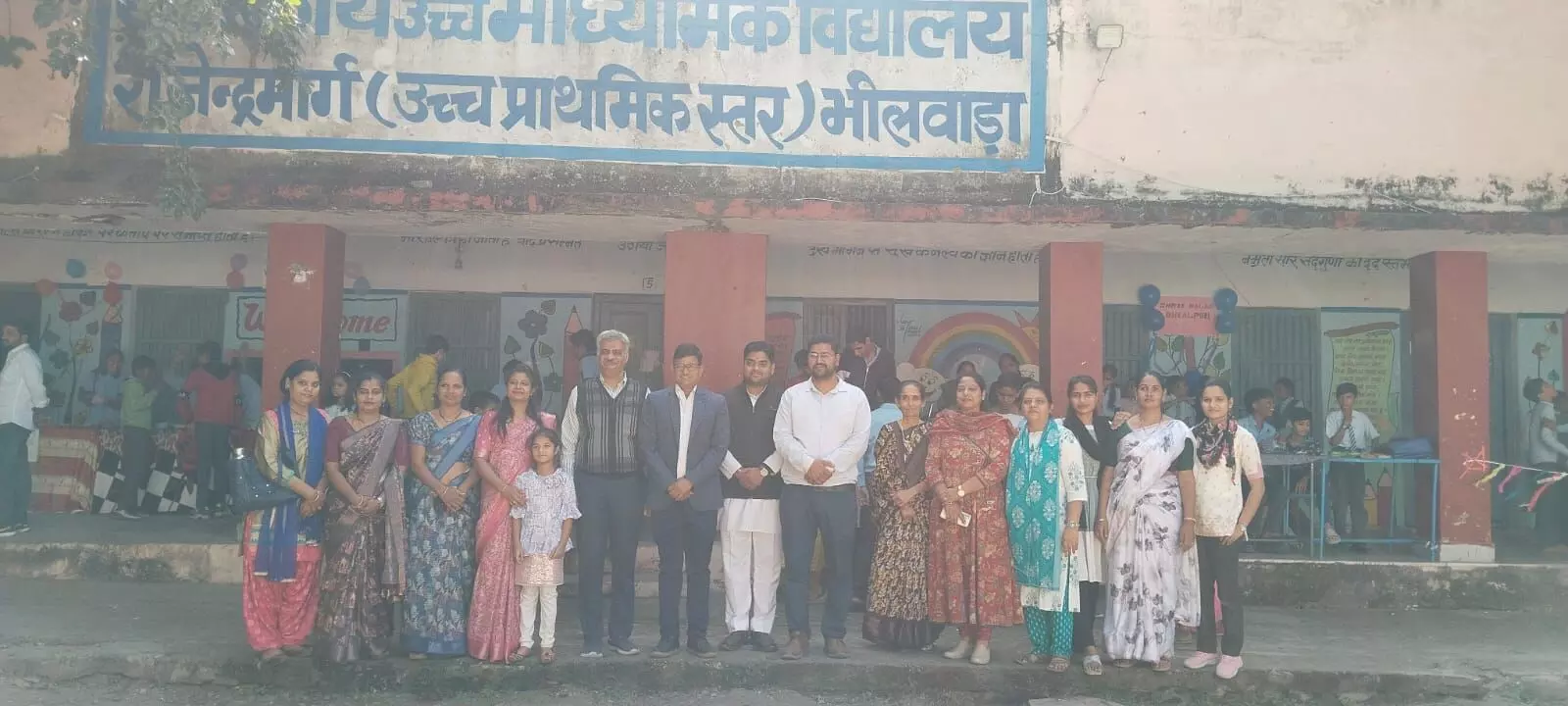 बाल दिवस पर राजेन्द्र मार्ग स्कूल में मेले का आयोजन बाल दिवस पर राजेन्द्र मार्ग स्कूल में मेले का आयोजन