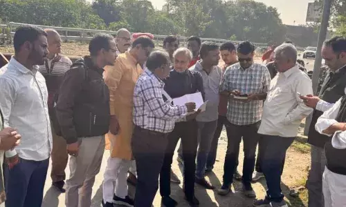 विधायक कोठारी ने किया100 फीट सड़क निर्माण कार्य का मौका मुआयना ,निर्माण कार्य में गति लाने के दिए निर्देश विधायक कोठारी ने किया100 फीट सड़क निर्माण कार्य का मौका मुआयना ,निर्माण कार्य में गति लाने के दिए निर्देश