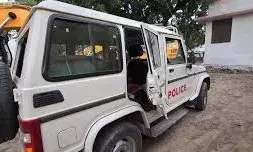 बूंदी के बड़ा नयागांव में जमीन विवाद के दौरान पुलिस पर हमला, एएसआई सहित चार जवान घायल,ट्रैक्टर से पुलिस की जीप तोड़ी