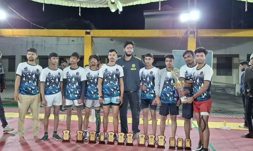 महुआ में 6 दिवसीय कबड्डी प्रतियोगिता का समापन