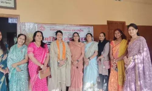 मातृ शक्ति सुसंकृत नागरिक निर्माण की धुरी* डा. वर्मा मातृ शक्ति सुसंकृत नागरिक निर्माण की धुरी* डा. वर्मा