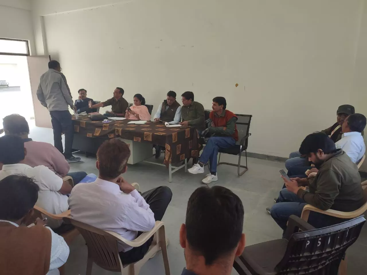 मतदाता सूचियों का विशेष गहन पुनरीक्षण-2026 अधिकारियों ने बढ़ाई फील्ड मॉनिटरिंग, ऑनलाइन परिगणना पर जोर