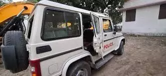 बूंदी के बड़ा नयागांव में जमीन विवाद के दौरान पुलिस पर हमला, एएसआई सहित चार जवान घायल,ट्रैक्टर से पुलिस की जीप तोड़ी