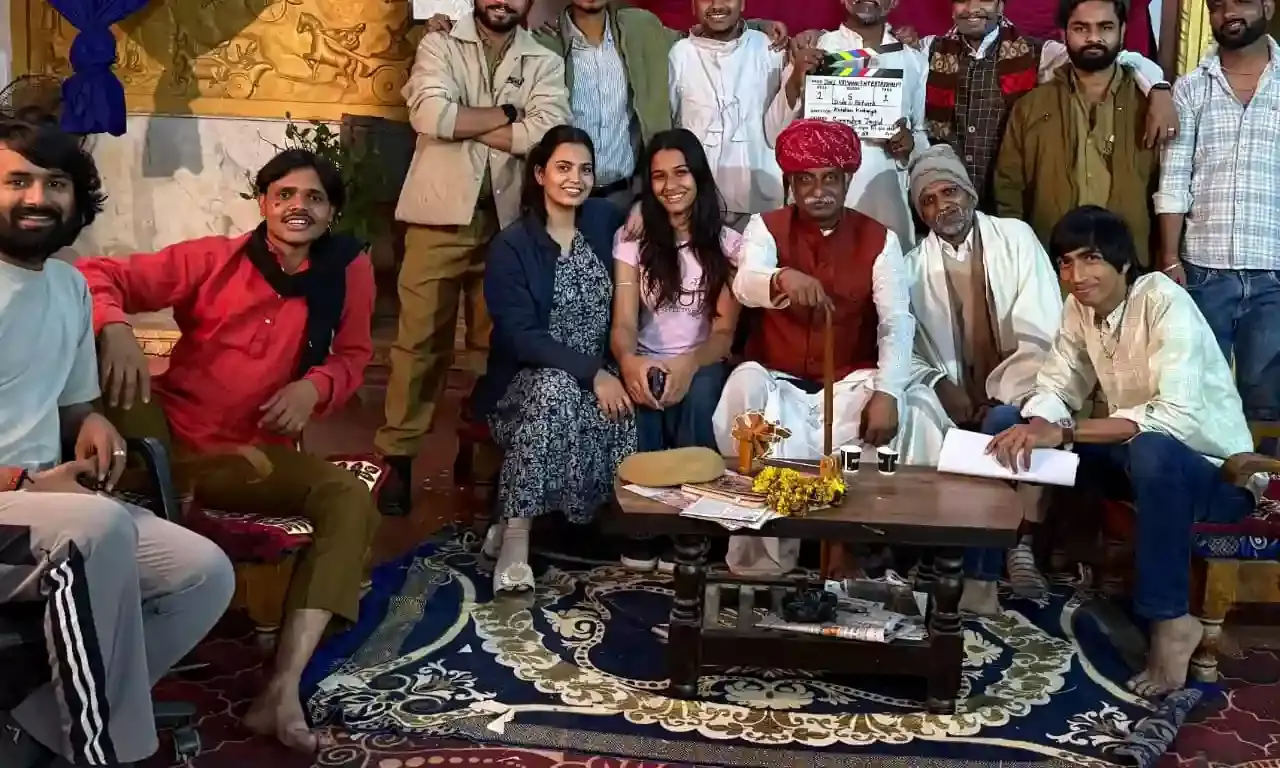 दादा जी रिटर्न फिल्म की शूटिंग भीलवाड़ा में, पारिवारिक कॉमेडी में दिखेंगे दिग्गज कलाकार