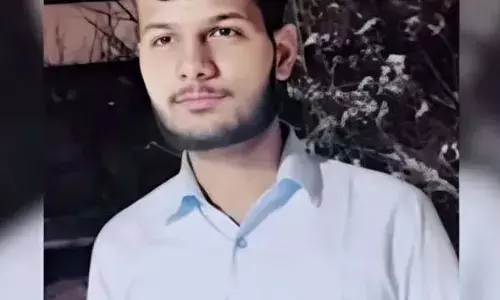 रूस से 28 दिन बाद अलवर पहुंचा MBBS स्टूडेंट अजीत का शव, गांव में मचा कोहराम रूस से 28 दिन बाद अलवर पहुंचा MBBS स्टूडेंट अजीत का शव, गांव में मचा कोहराम