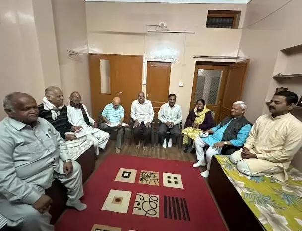 श्री केशव स्मृति सेवा प्रन्यास ने छात्रावास विस्तार और भूमि आवंटन पर लिया बड़ा फैसला श्री केशव स्मृति सेवा प्रन्यास ने छात्रावास विस्तार और भूमि आवंटन पर लिया बड़ा फैसला