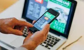 ऑनलाइन सट्टेबाजी और मनमाने ब्याज वसूली: तीन आरोपी पुलिस रिमांड पर ऑनलाइन सट्टेबाजी और मनमाने ब्याज वसूली: तीन आरोपी पुलिस रिमांड पर