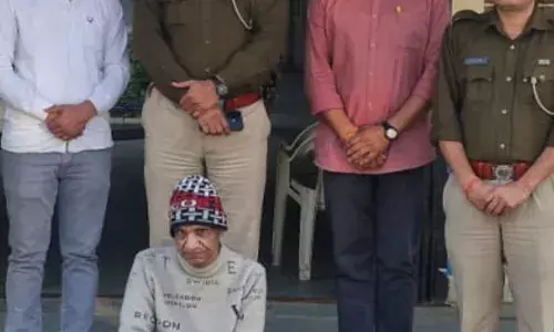 दो दुकानें और कार जली,70 लाख का नुकसान, आरोपी गिरफ्तार दो दुकानें और कार जली,70 लाख का नुकसान, आरोपी गिरफ्तार