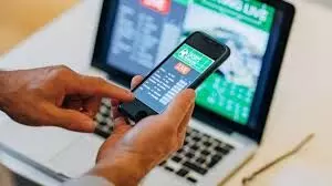 ऑनलाइन सट्टेबाजी और मनमाने ब्याज वसूली: तीन आरोपी पुलिस रिमांड पर ऑनलाइन सट्टेबाजी और मनमाने ब्याज वसूली: तीन आरोपी पुलिस रिमांड पर