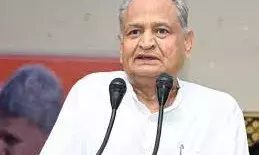 ‘राजस्थान में रोक, बिहार में छूट… चुनाव आयोग पर पूर्व CM का दोहरे मापदंड का आरोप’