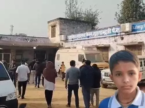 स्कूल में टीचर के पीटने पर नौवीं क्लास का छात्र फंदे से लटका