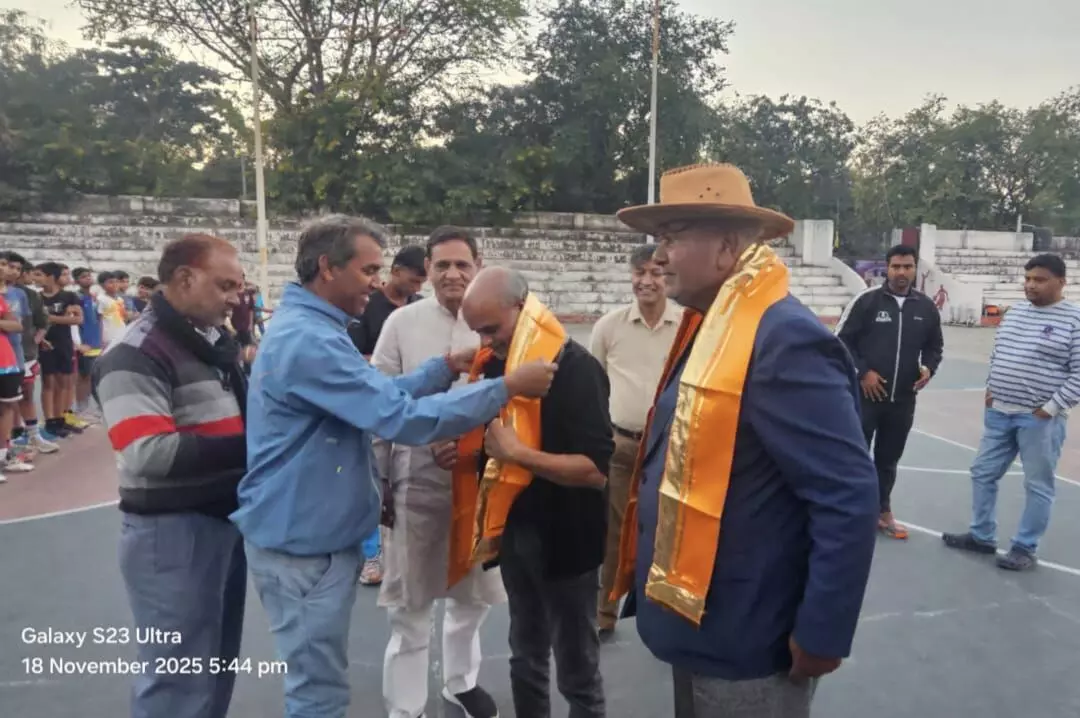 भीलवाड़ा विधायक कोठारी ने किया बास्केटबॉल ग्राउंड का निरीक्षण