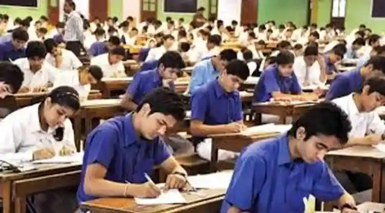 सरकारी और प्राइवेट स्कूलों में नौवीं से बारहवीं तक की अर्दवार्षिक परीक्षा शुरू सरकारी और प्राइवेट स्कूलों में नौवीं से बारहवीं तक की अर्दवार्षिक परीक्षा शुरू