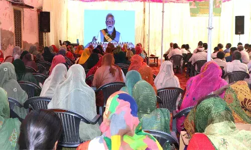 किसानों ने देखा पीएम किसान सम्मान निधि का सीधा प्रसारण