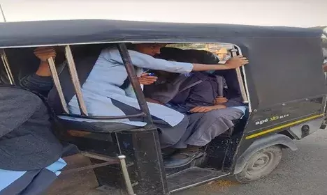 45 स्कूल वाहन चेक किये, 8 चालकों पर कार्रवाई, लाइसेंस निलंबन की अनुशंसा